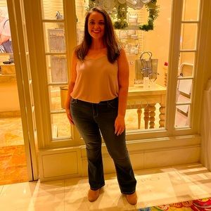 Meet your Posher, Krista